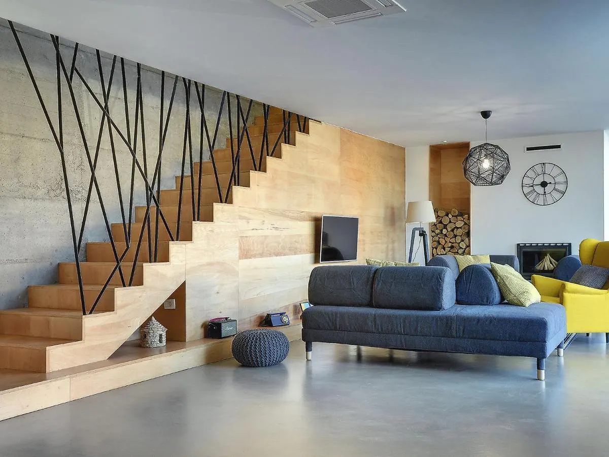 Majestic Villa With Private Pool Ližnjan